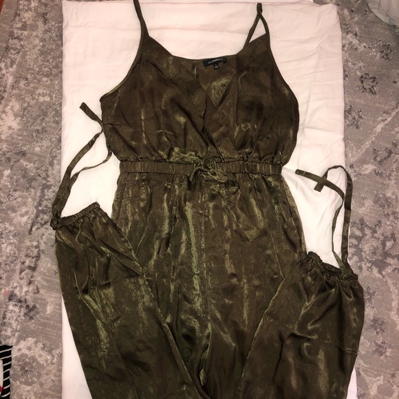 Lulu’s Satin Jumpsuit - Picture 2 of 2